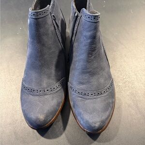 Naot . Size 10 Women’s Booties. Blue Suede Bootie. Ankle Zip. Worn Once. EUC.